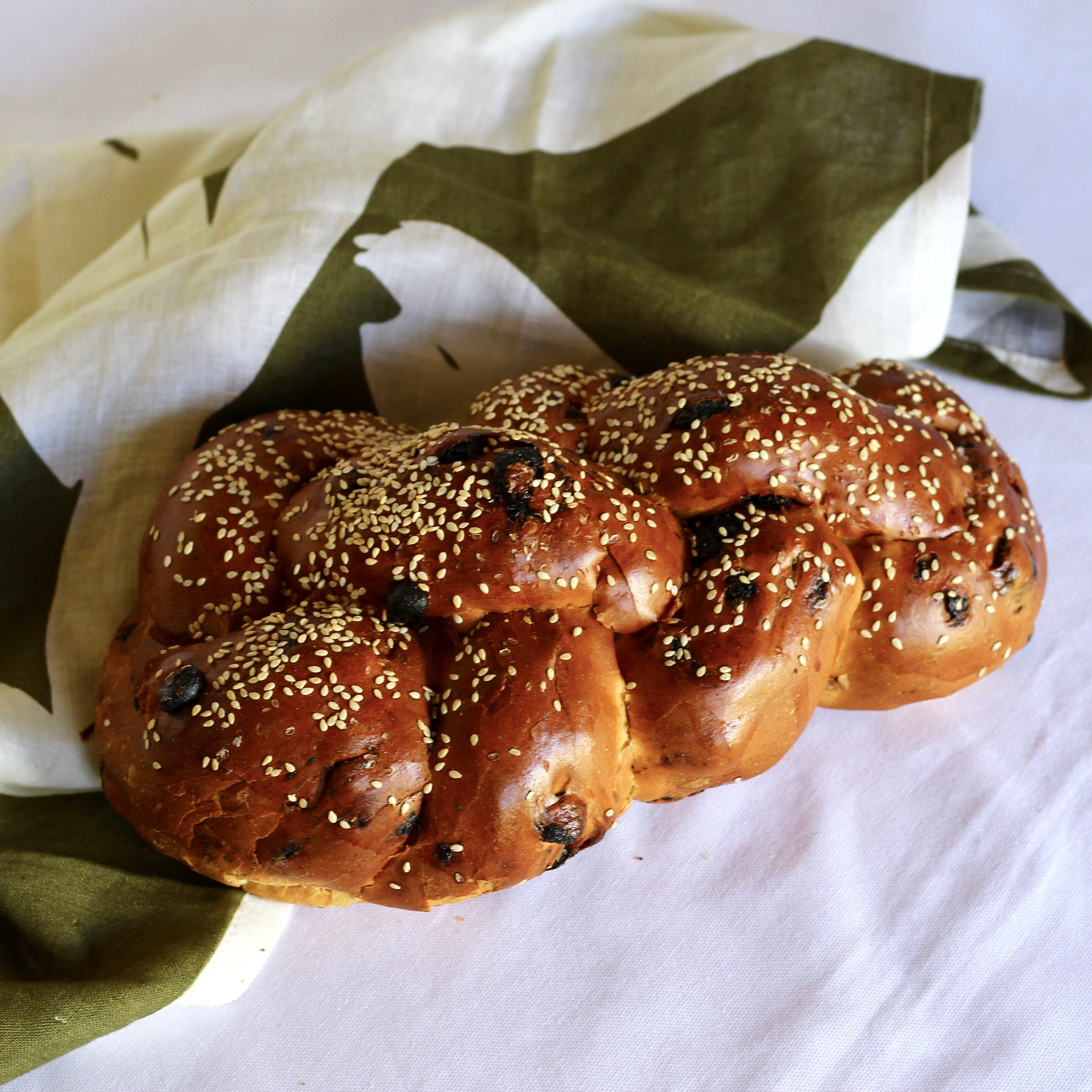 Lichtenstein's Bakehouse Raisin Challah